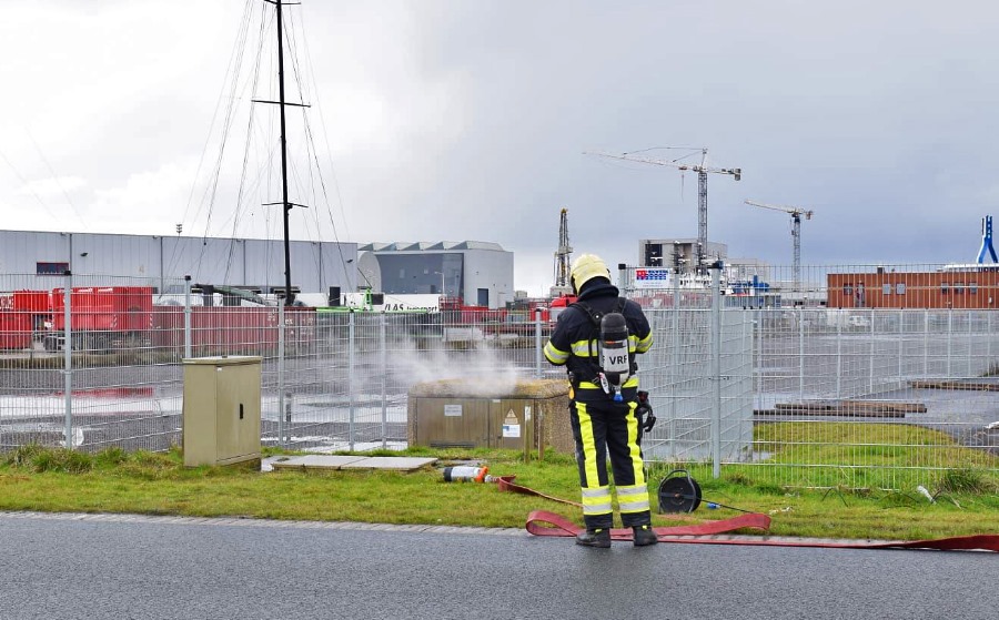 Brandweerinzet voor rokende transformator Harlingen
