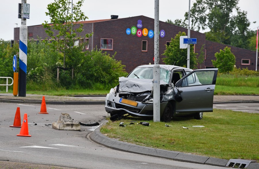 Ravage na eenzijdig ongeval Franeker