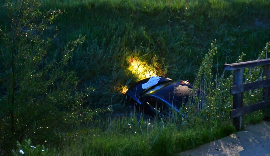Auto in sloot N31 Harlingen