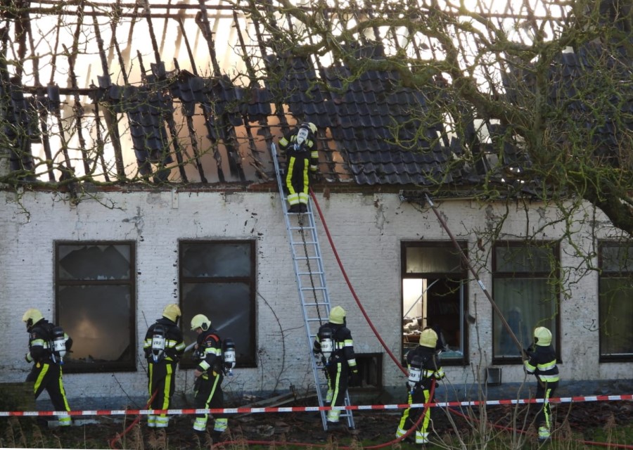 Brand voormalige boerderij Westhoek