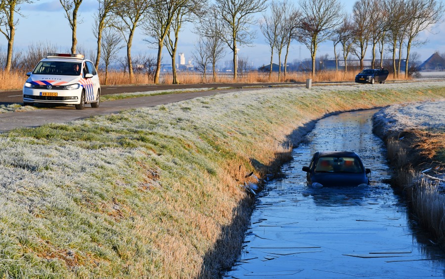 Ongevallen door gladheid NW-Friesland