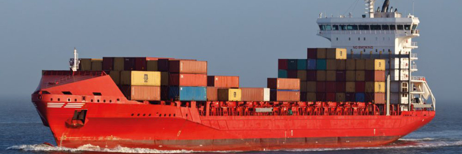 Containerschip in problemen Noordzee