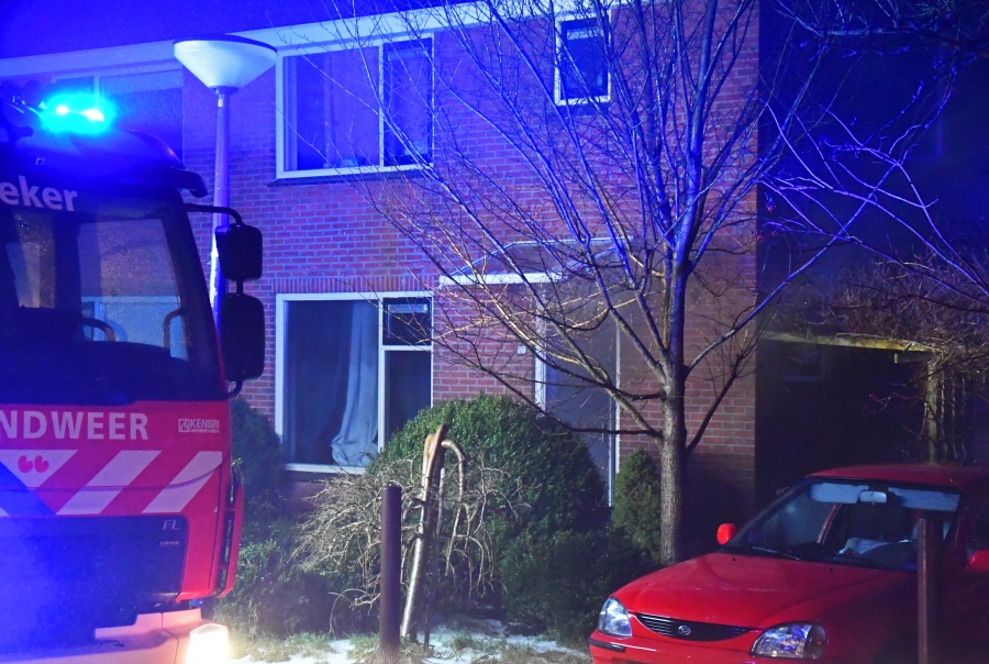 Veel schade bij woningbrand Herbaijum