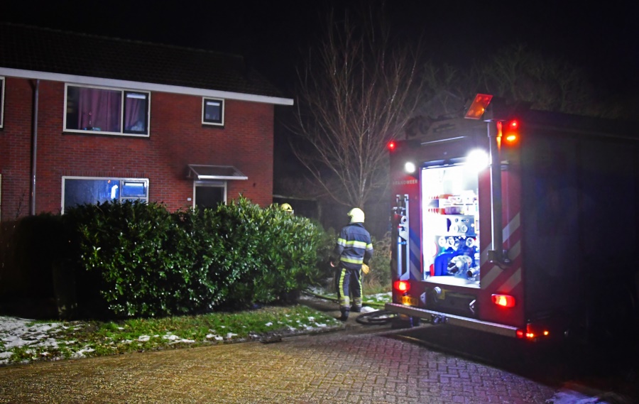 Veel schade bij woningbrand Herbaijum