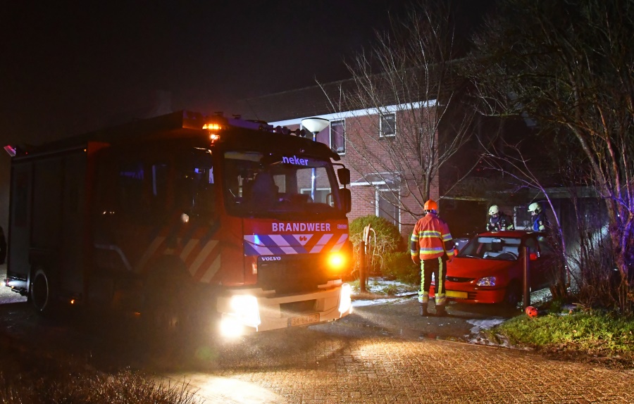 Veel schade bij woningbrand Herbaijum