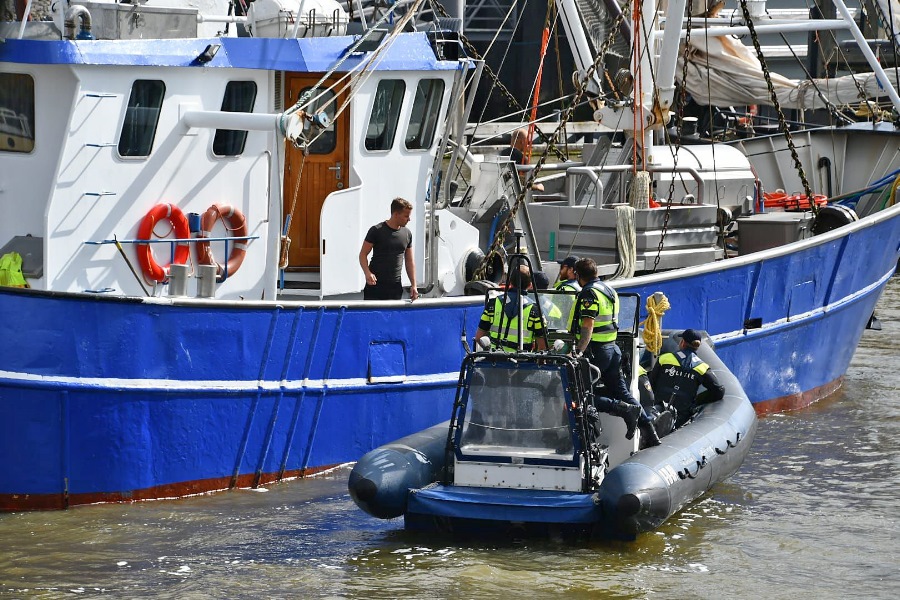 Protestactie vissers haven Harlingen